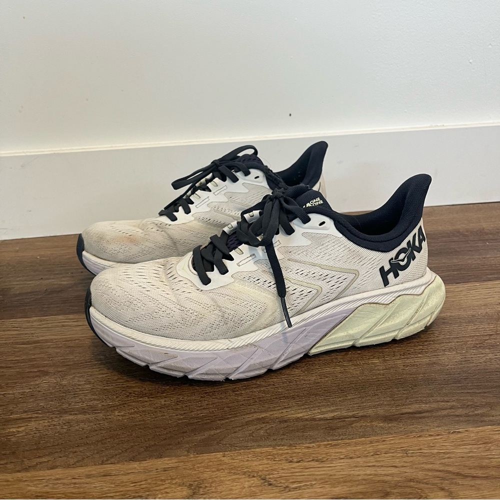Hoka Arahi 5